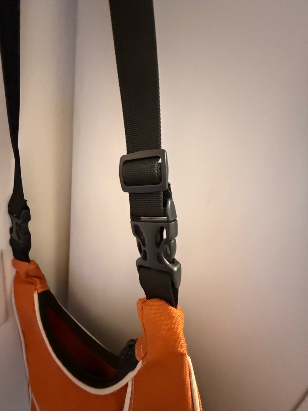 Rugged Outback Orange Black Crossbody Sling Bag Purse Satchel - Picture 6 of 10